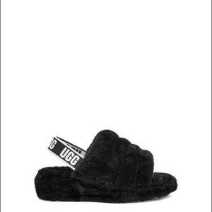 Uggs slippers size 7 BLACK